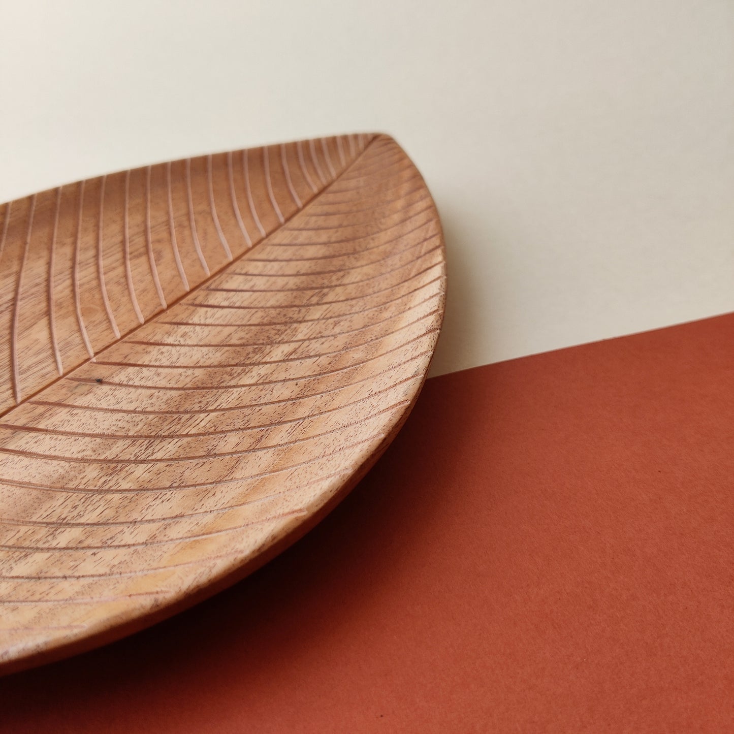 Brown Neem Wood leaf Shaped Serving Platter