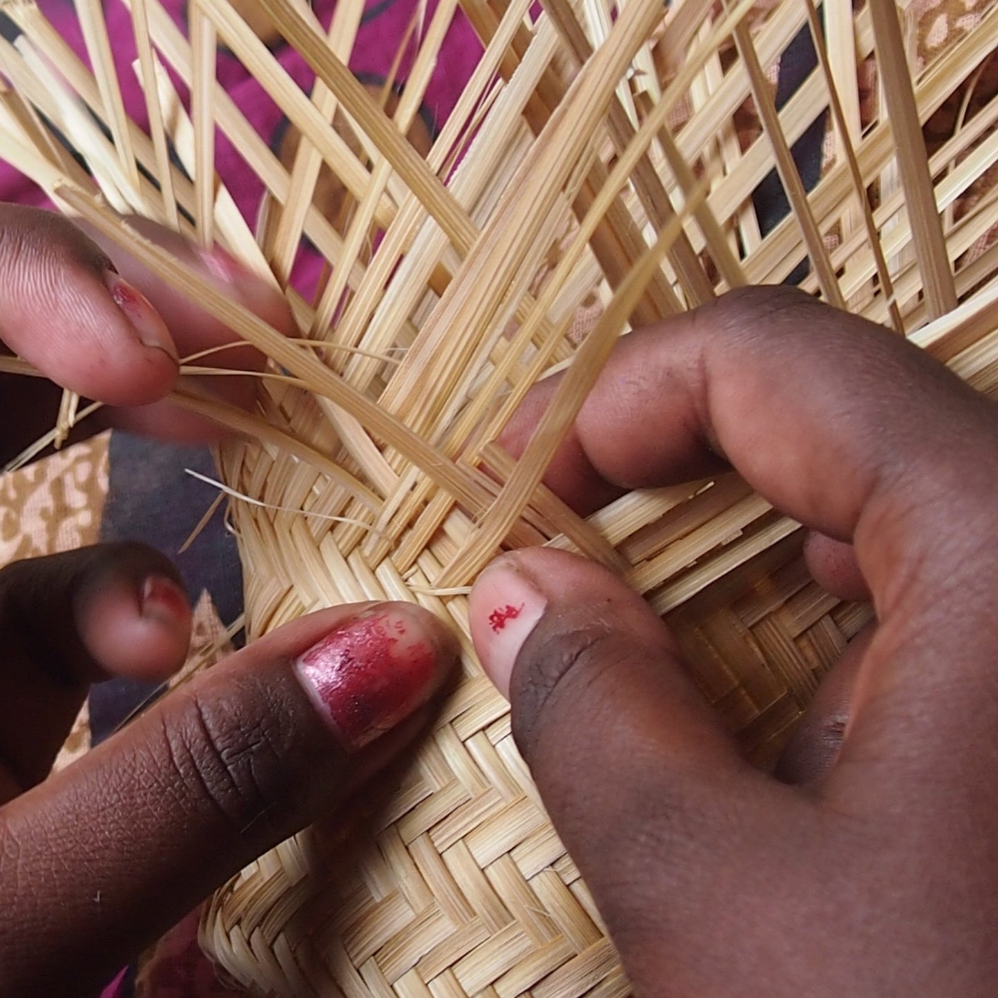 Weaving Sabai Grass Table Mats by Bit of Meraki