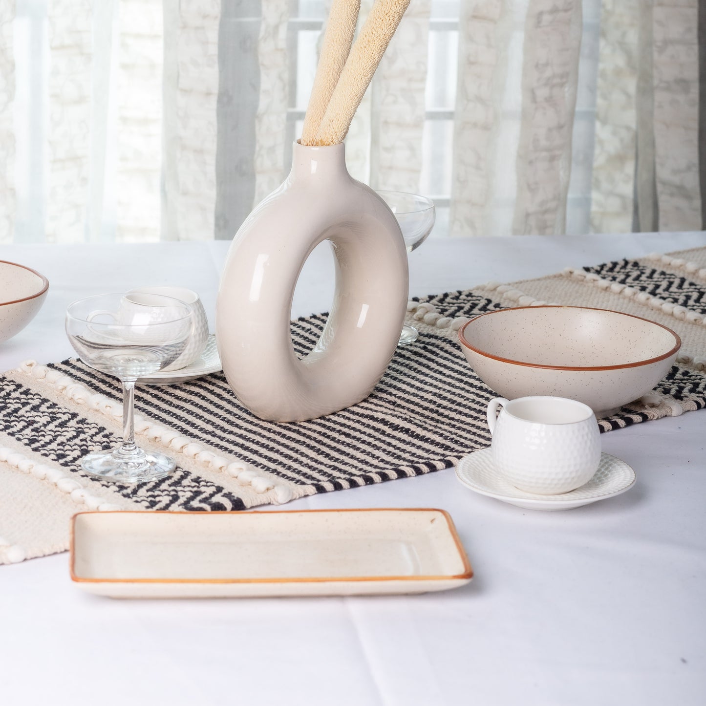 Knotted Strip Table runner setup